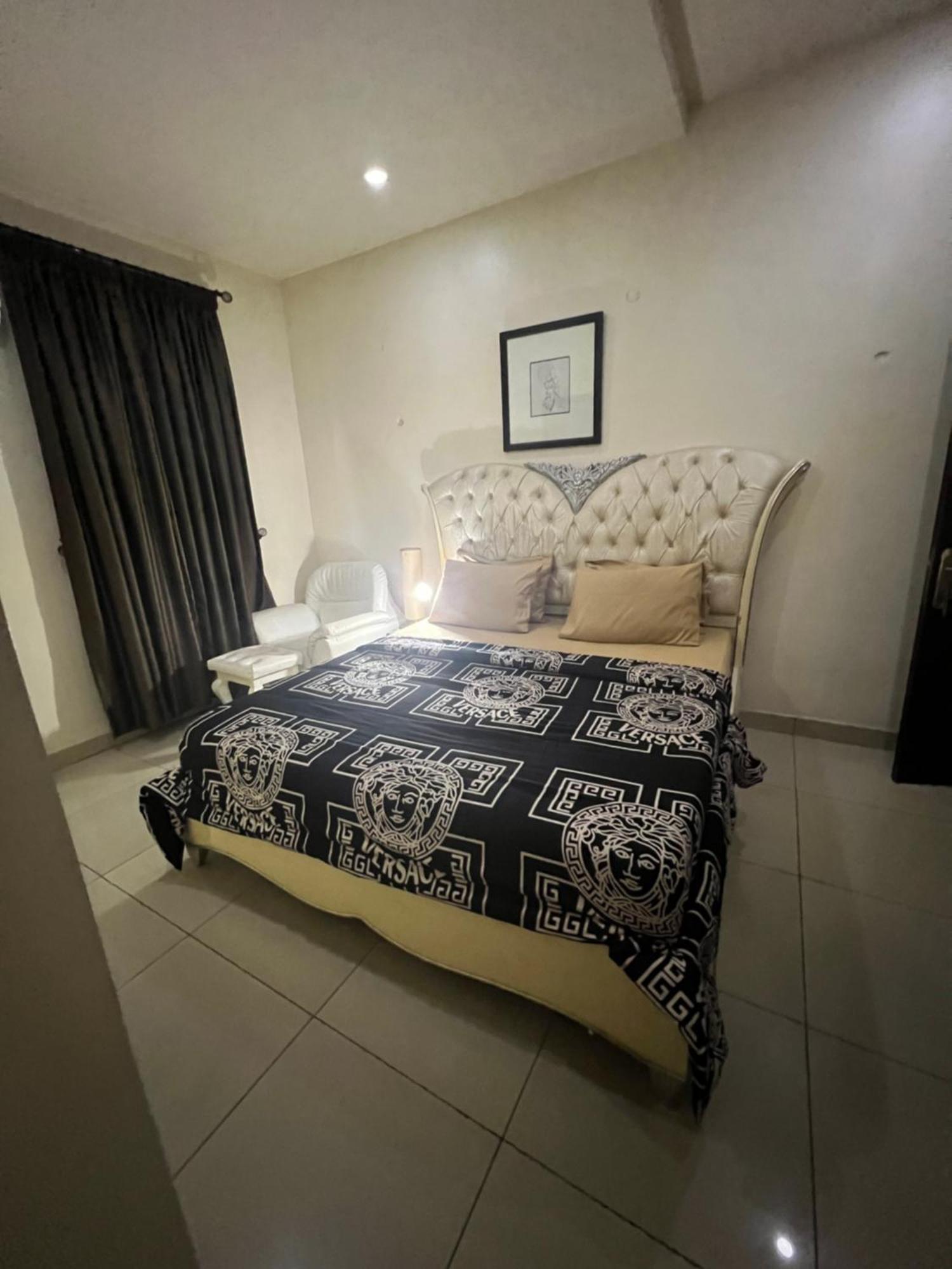 Greens Manor VI Lagos Exterior photo